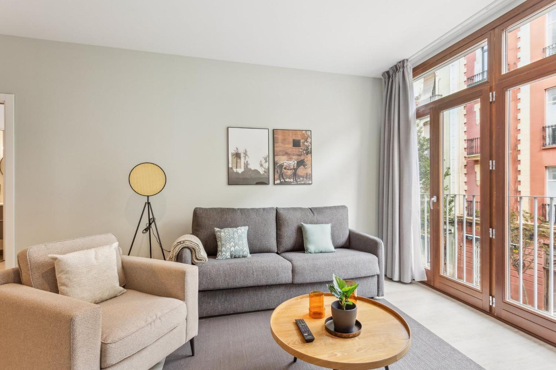 Limehome Valencia Calle De Cadiz מראה חיצוני תמונה