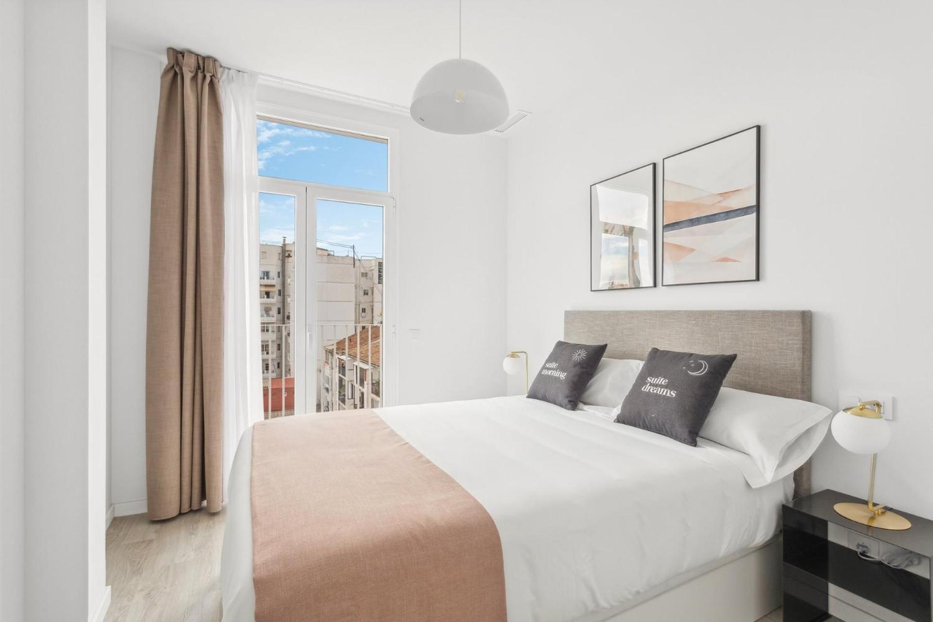 Limehome Valencia Calle De Cadiz מראה חיצוני תמונה