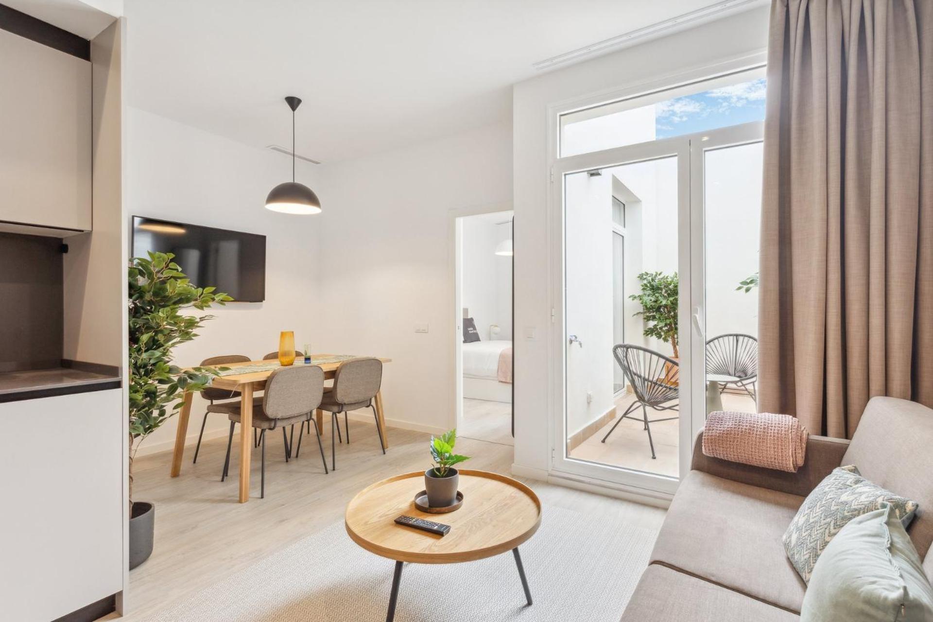 Limehome Valencia Calle De Cadiz מראה חיצוני תמונה