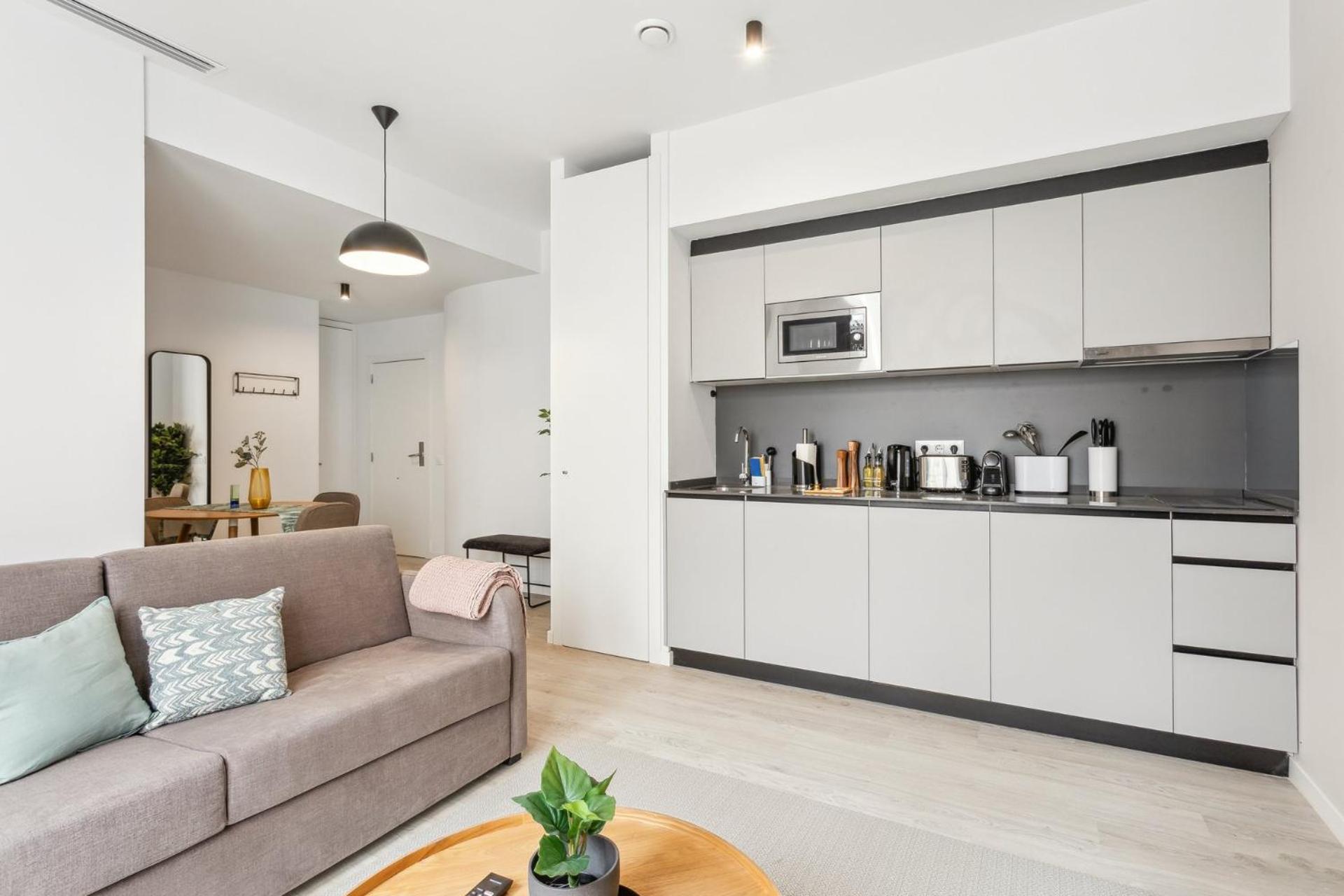 Limehome Valencia Calle De Cadiz מראה חיצוני תמונה