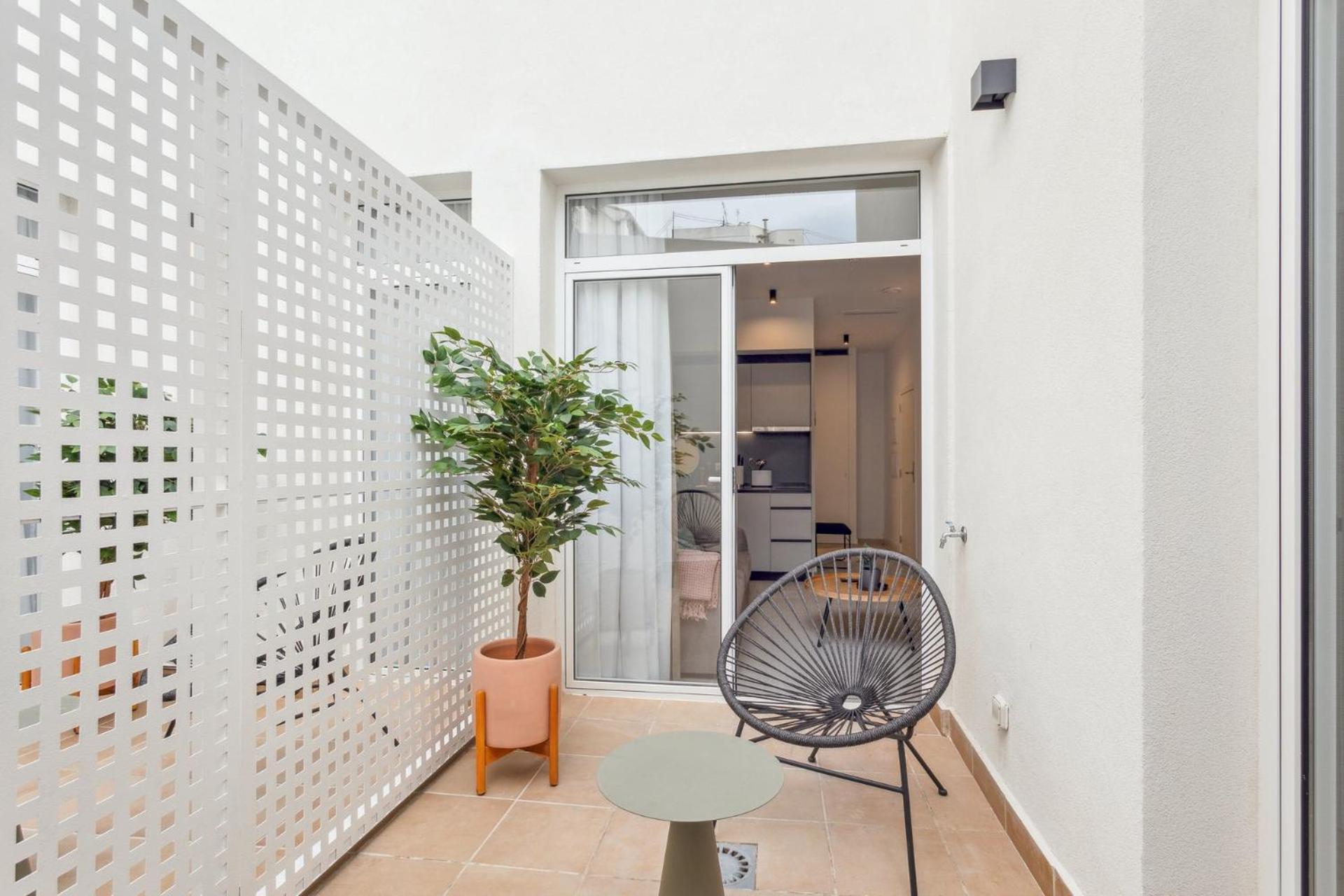 Limehome Valencia Calle De Cadiz מראה חיצוני תמונה