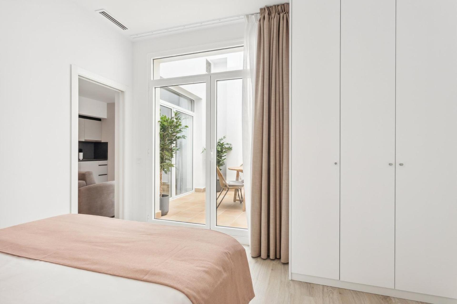 Limehome Valencia Calle De Cadiz מראה חיצוני תמונה