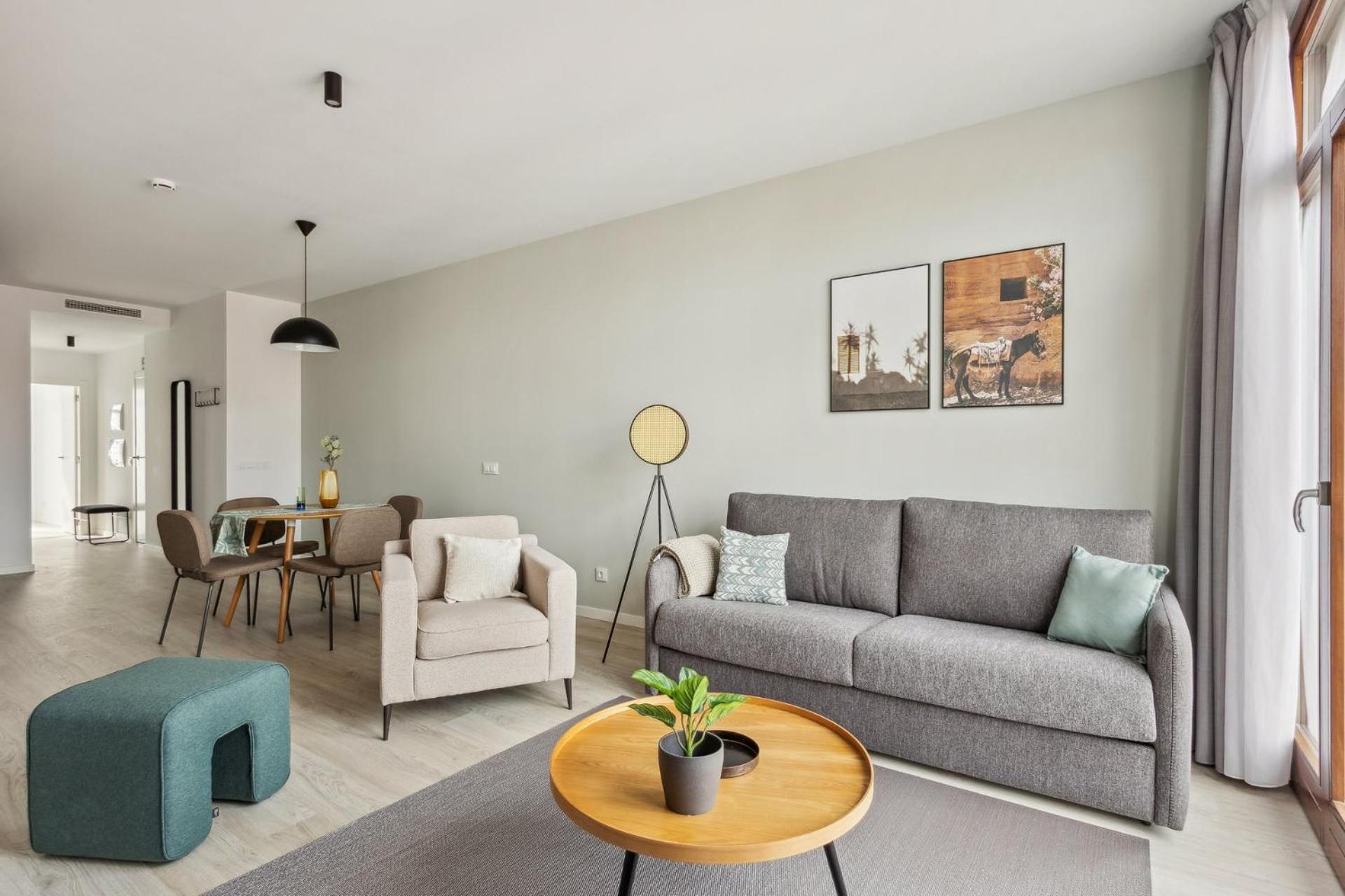 Limehome Valencia Calle De Cadiz מראה חיצוני תמונה